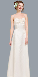 Attractively fashioned Bridal Gown 